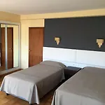 Ξενοδοχείο Nuevo Cachalote 2*