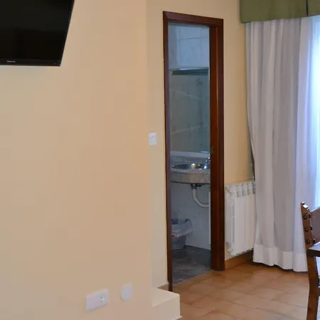 Nuevo Cachalote 2* Portonovo
