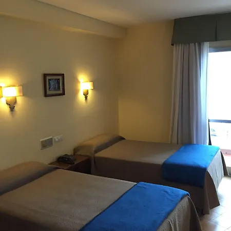Nuevo Cachalote 2* Portonovo