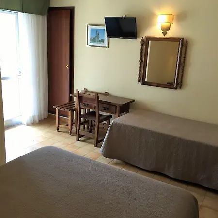 Nuevo Cachalote Hotel 2*