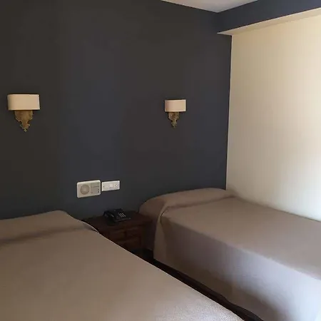 Nuevo Cachalote Hotel