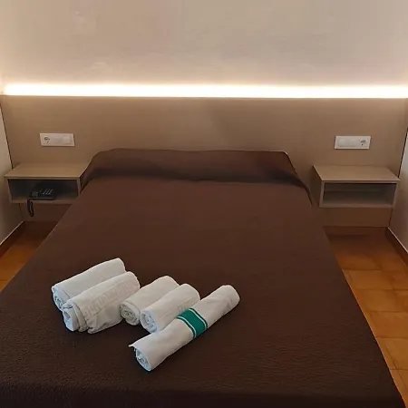 Nuevo Cachalote Hotel Portonovo
