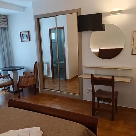 Nuevo Cachalote Hotel