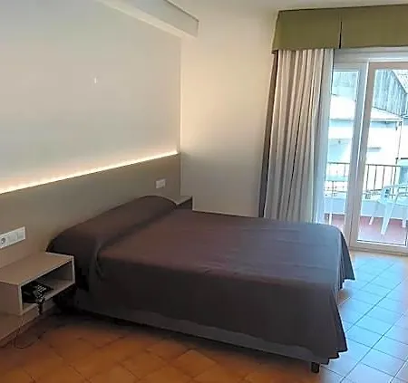 Nuevo Cachalote Otel 2*