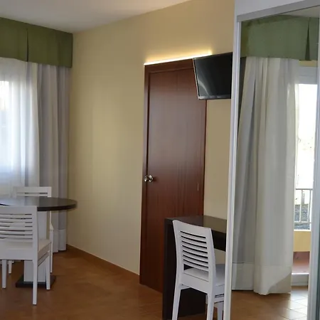 Nuevo Cachalote 2* Portonovo