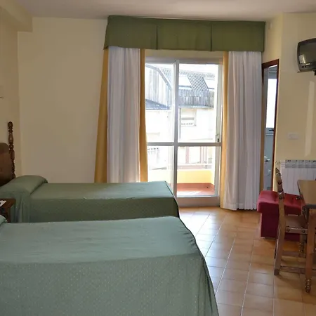 Nuevo Cachalote 2* Portonovo