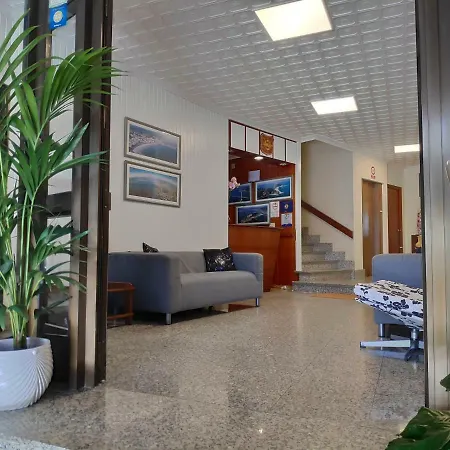 Nuevo Cachalote Hotel Portonovo
