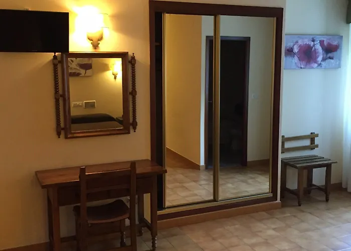 Nuevo Cachalote 2* Portonovo