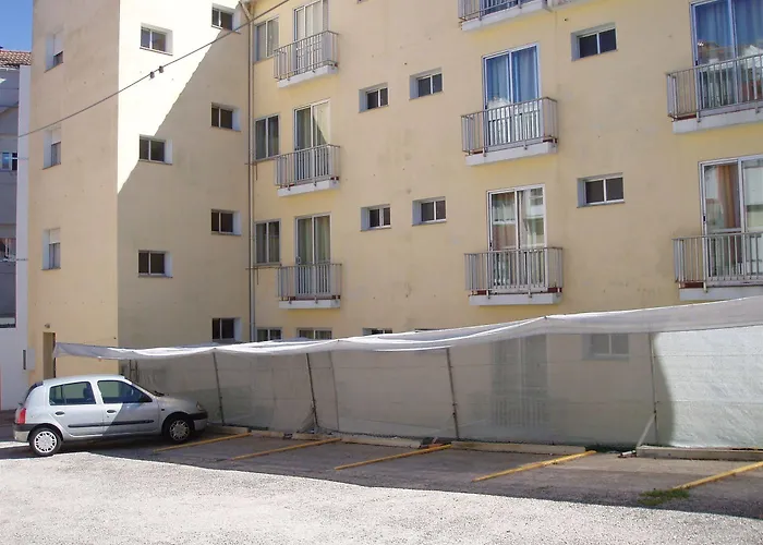 Nuevo Cachalote 2* Portonovo