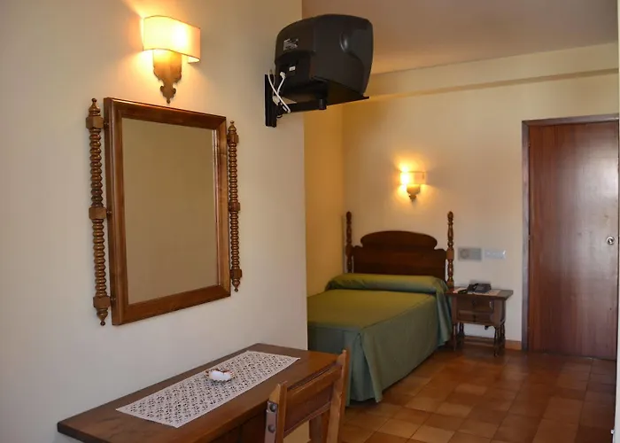 Nuevo Cachalote 2* Portonovo